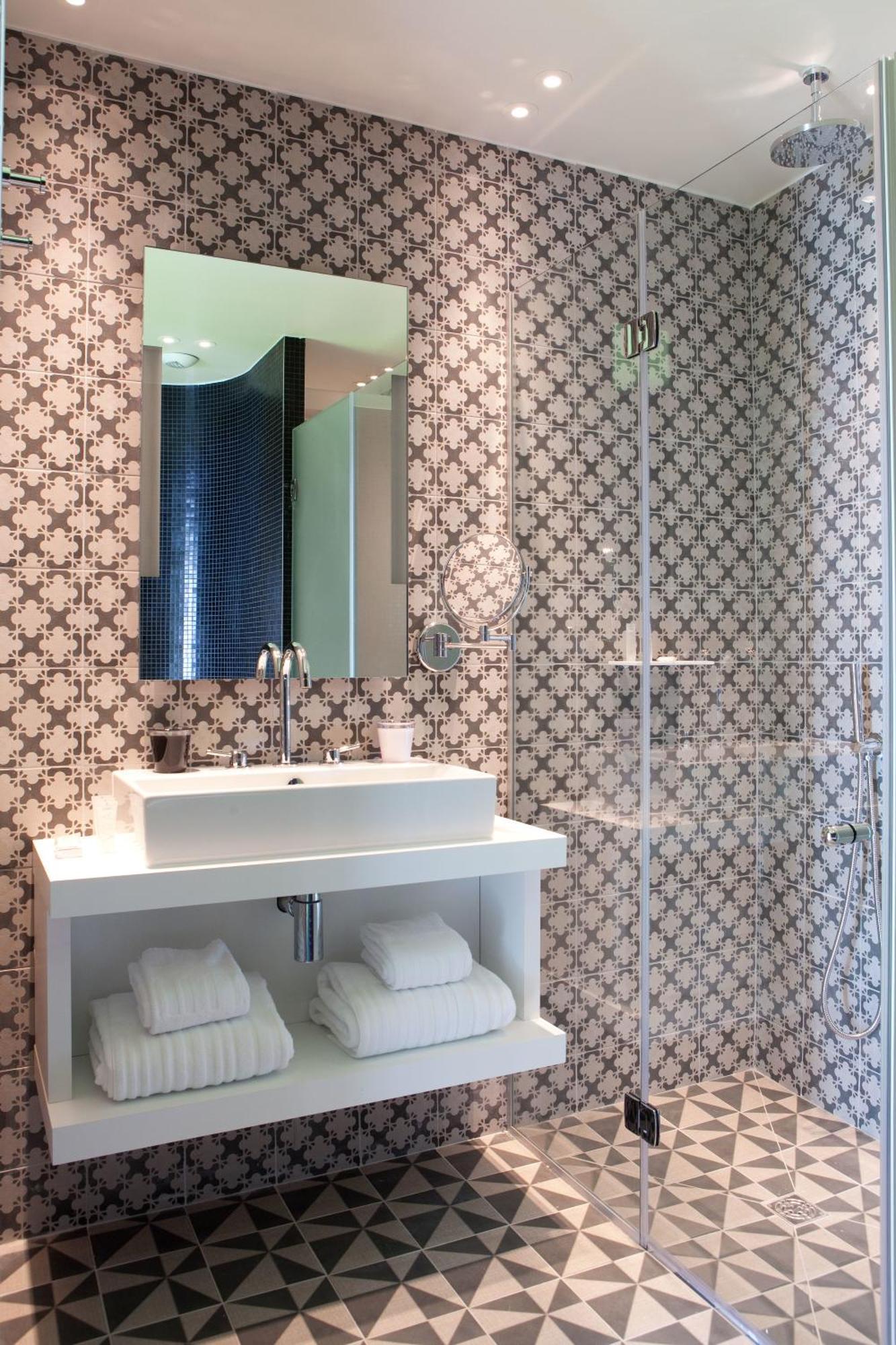 Classic Double Room,1279148188:JPEG